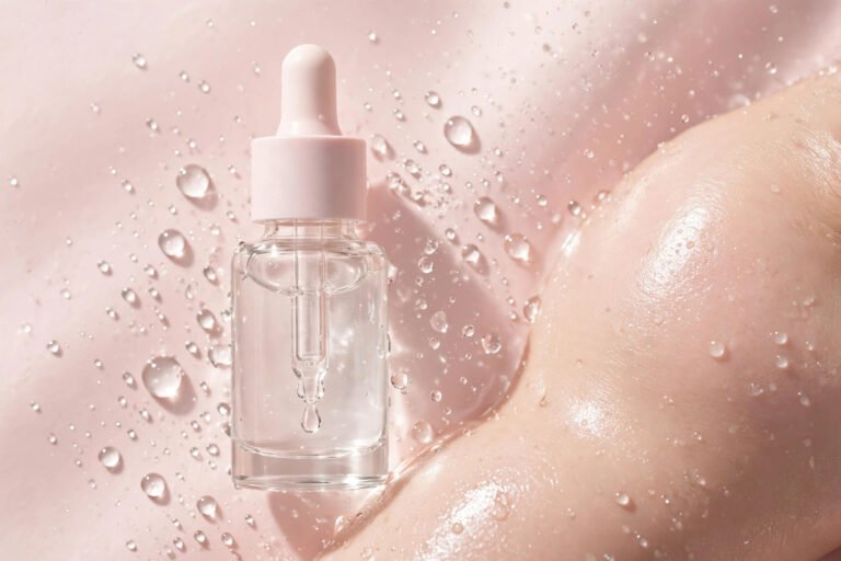 How to Use Hyaluronic Acid Serum Correctly (Without Drying Your Skin)