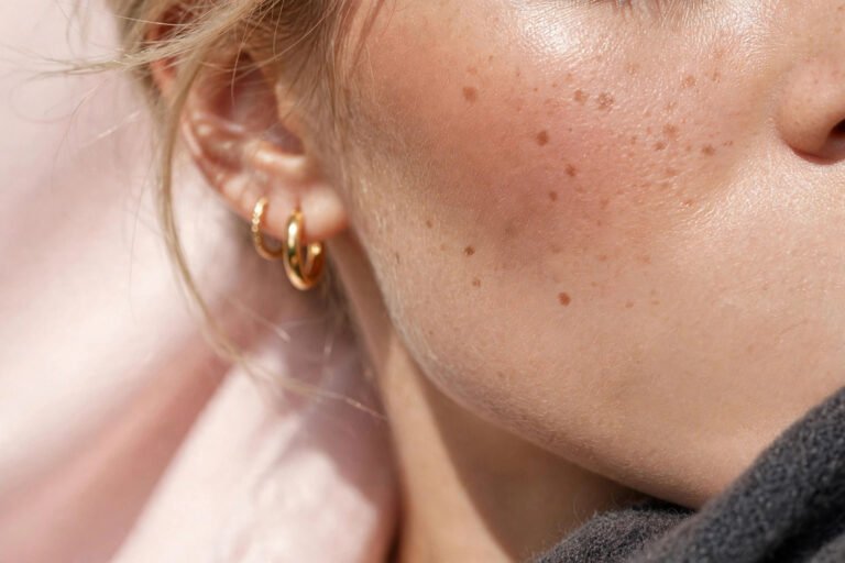 Freckle Makeup + Bronzer Blush: The Soft Natural Look, Step by Step