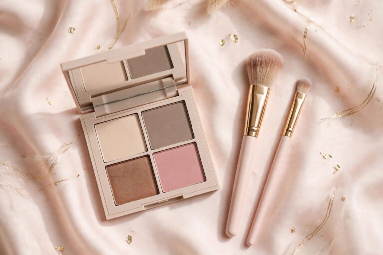 Eyeshadow Guide for Beginners: Complete Tutorial, Tools, and Looks