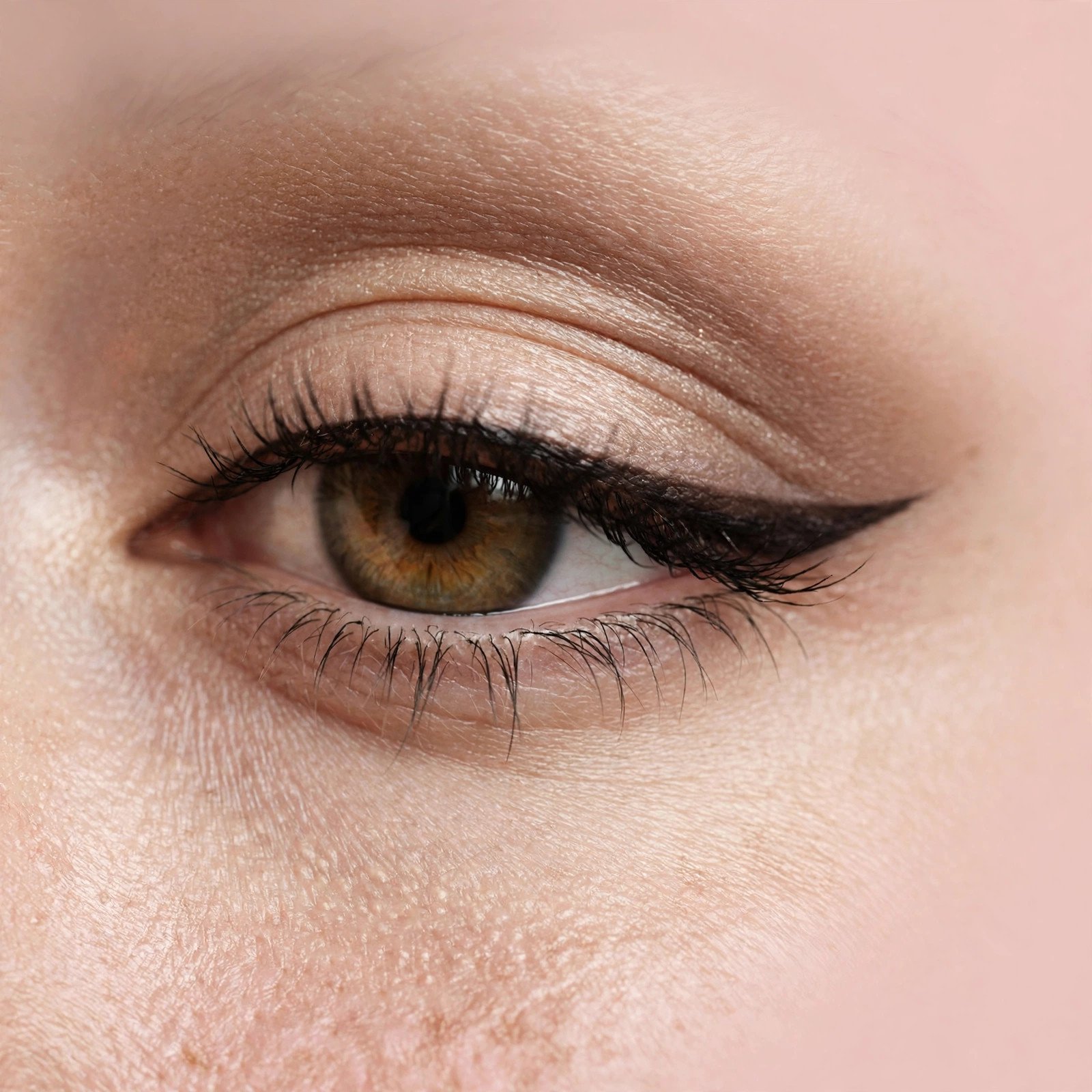 Eyeliner Guide for Beginners: Types, Techniques & Eye Shapes