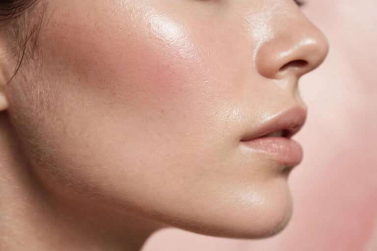 Why Does Your Foundation Look Cakey? 7 Causes and How to Fix Each One